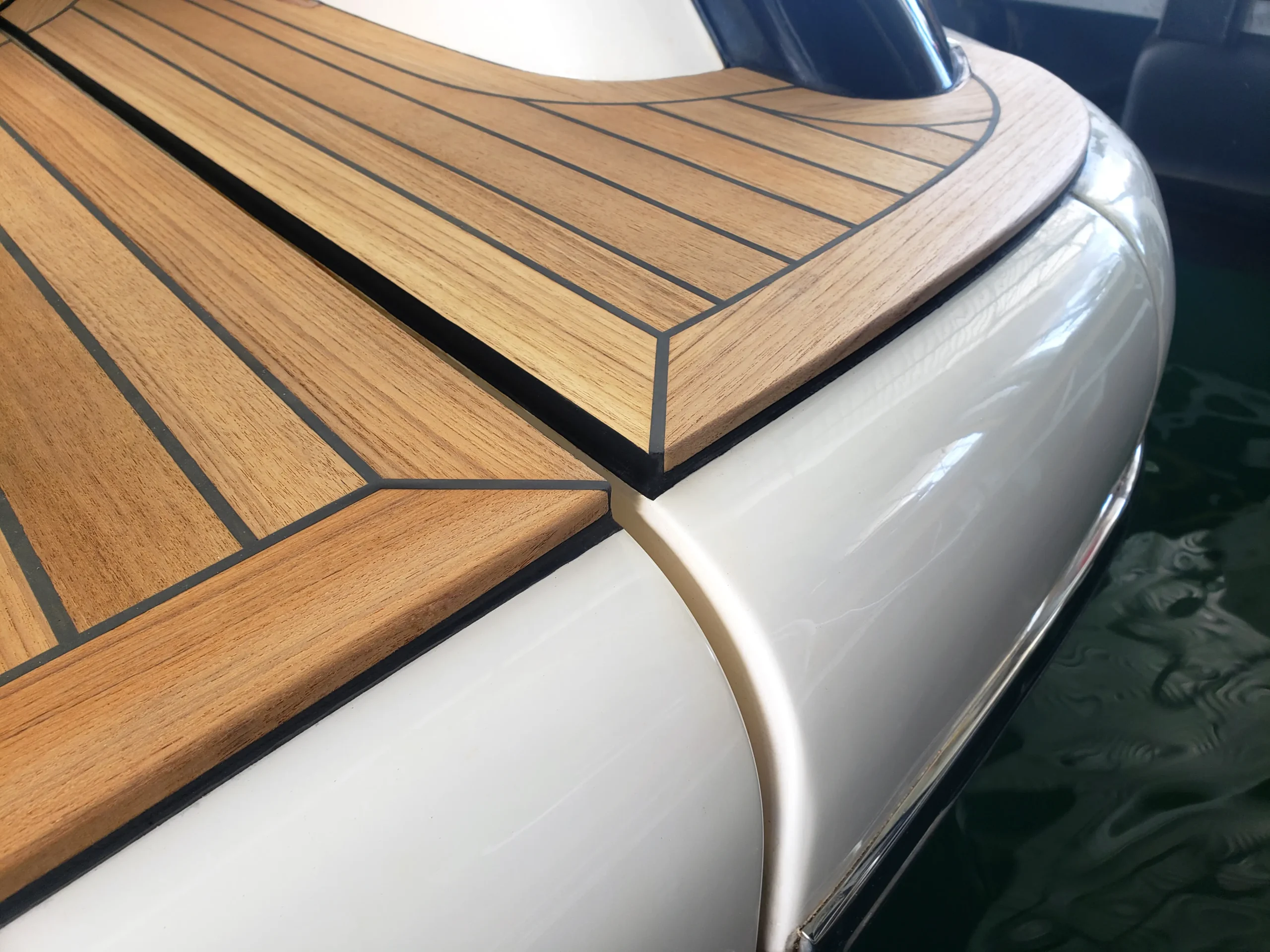 Plateforme de bain arrière en teck - Maritime Wood Products