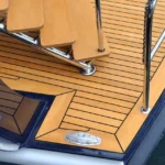 Pont en teck et marches d'escalier Maritime Wood Products